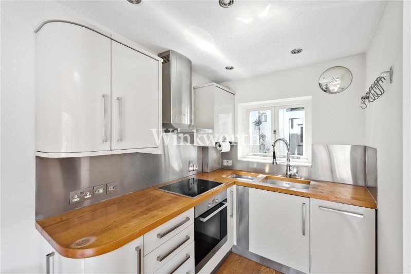 Lordship Lane, London, N22