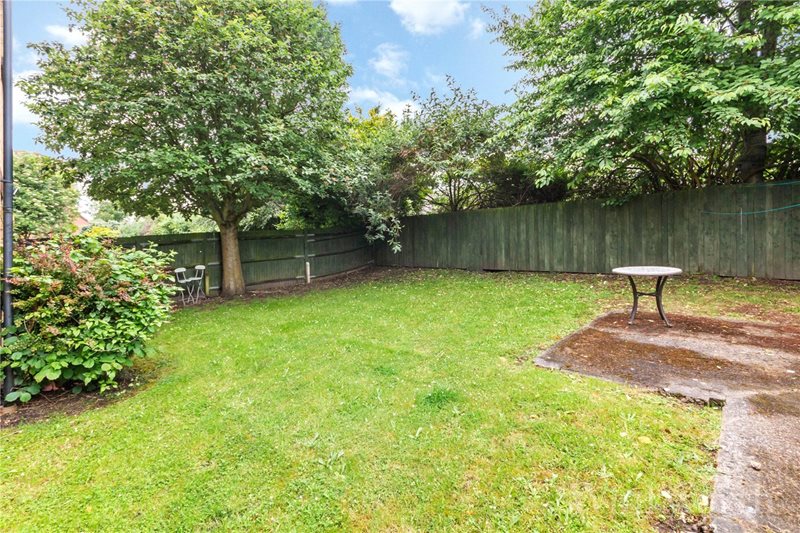 Sterling Gardens, London, SE14
