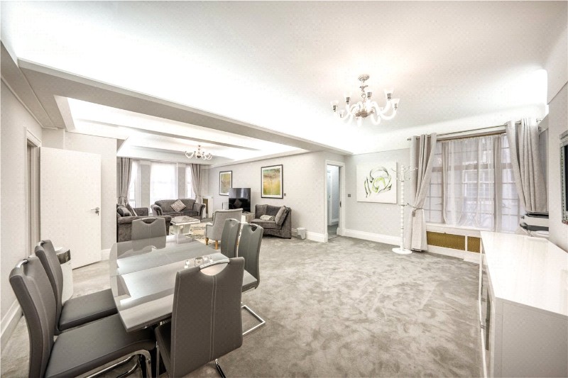 Berkeley Court, Baker Street, London, NW1