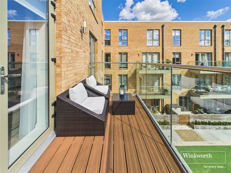 13 Trobridge Parade, Grahame Park Way, Colindale, London, NW9