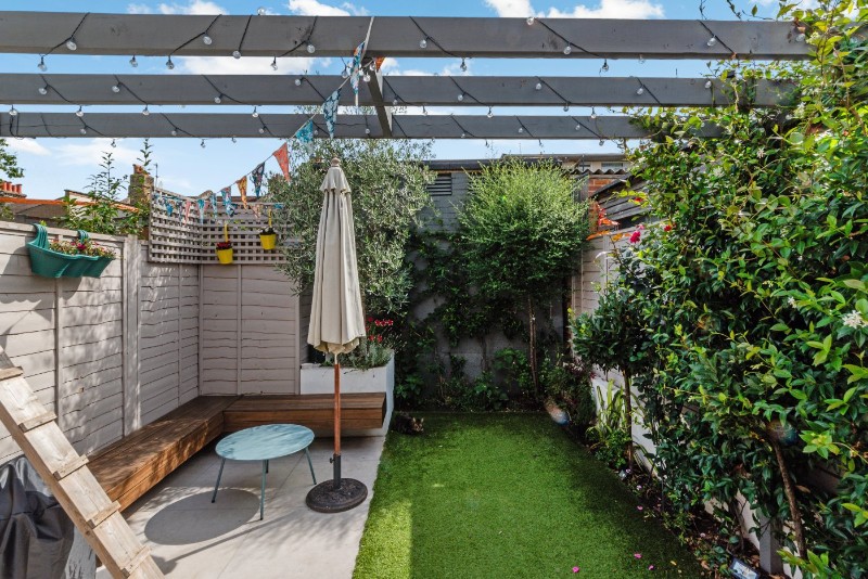 Watlington Grove, London, SE26