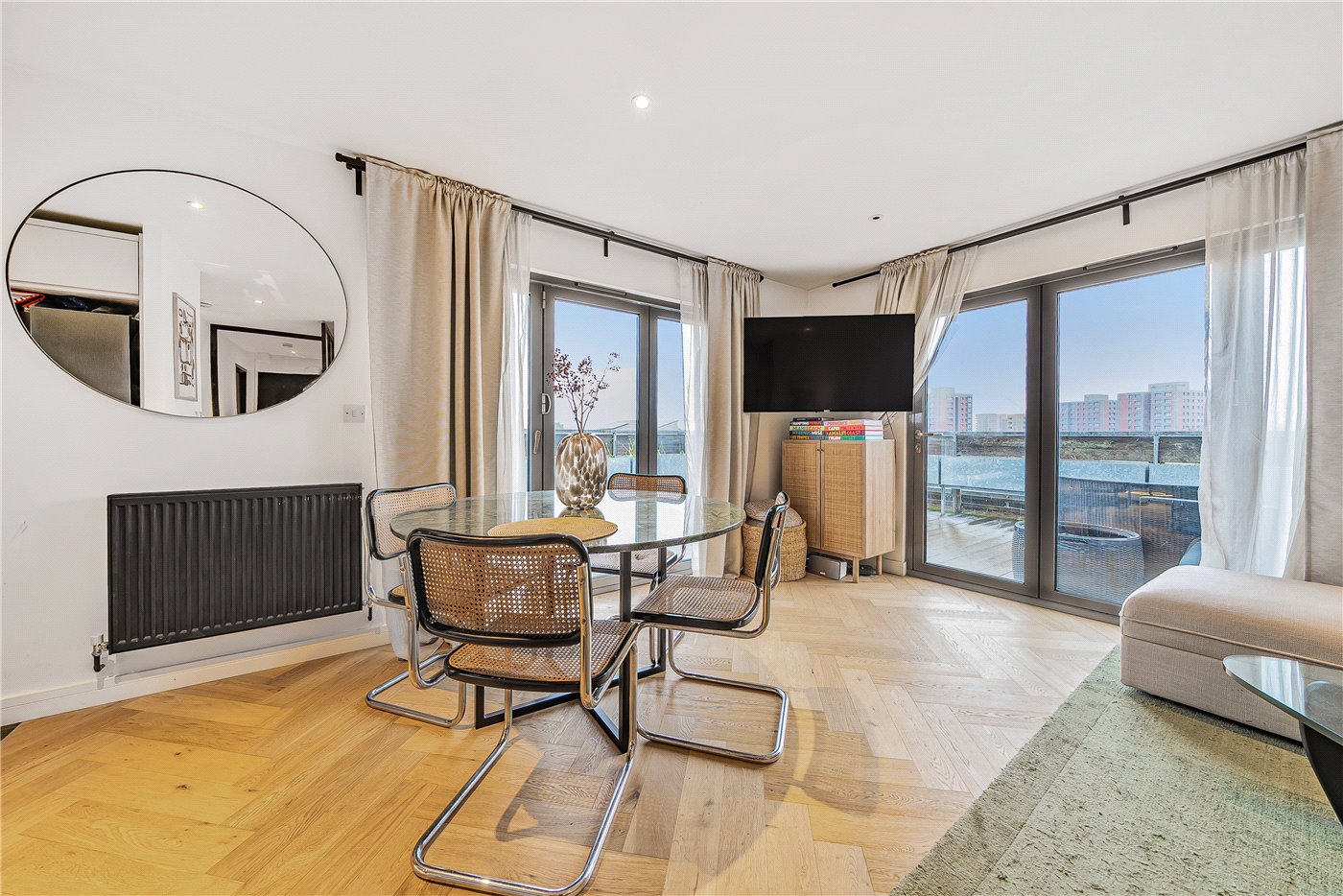 New Cross Road, London, SE14