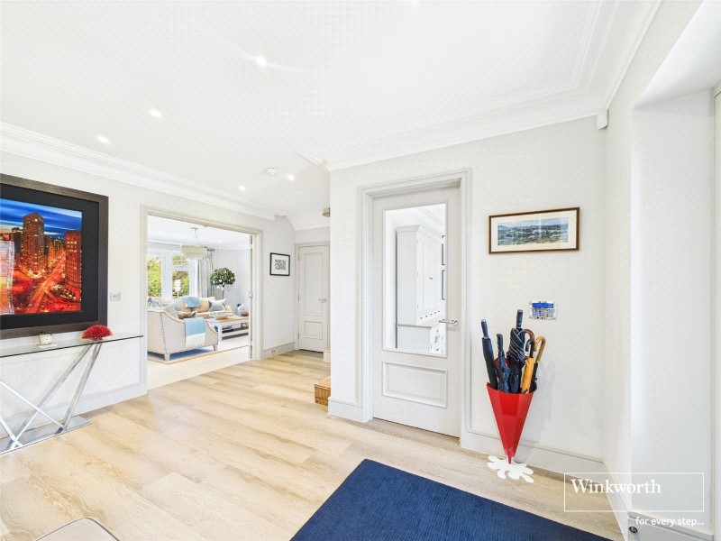 Sheffield Close, Pangbourne, Reading, Berkshire, RG8