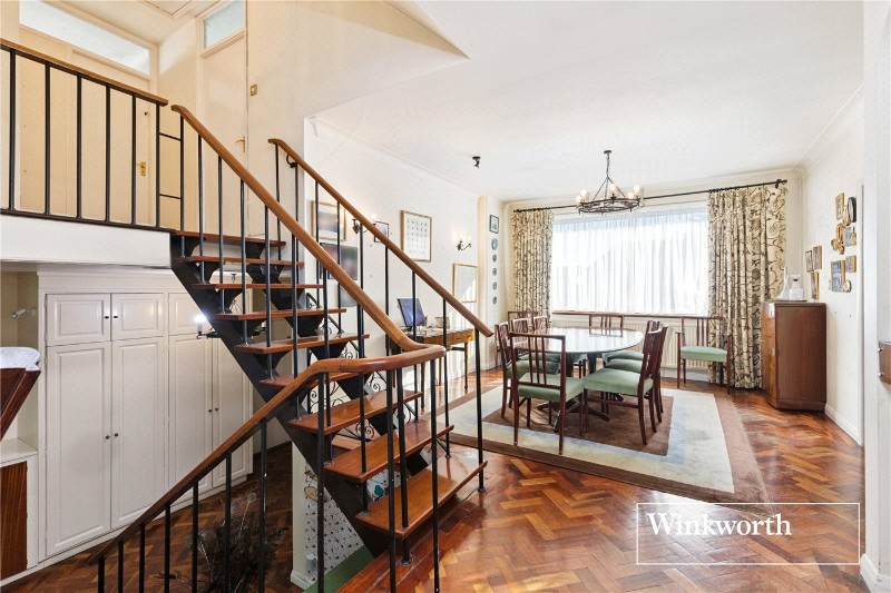 Deacons Hill Road, Elstree, Borehamwood, Hertfordshire, WD6