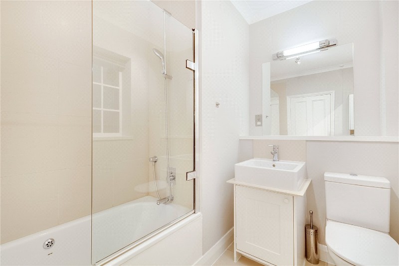 St Georges Court, Brompton Road, London, SW3