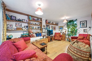 Odhams Walk, London, WC2H