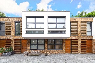 Ingle Mews, London, EC1R