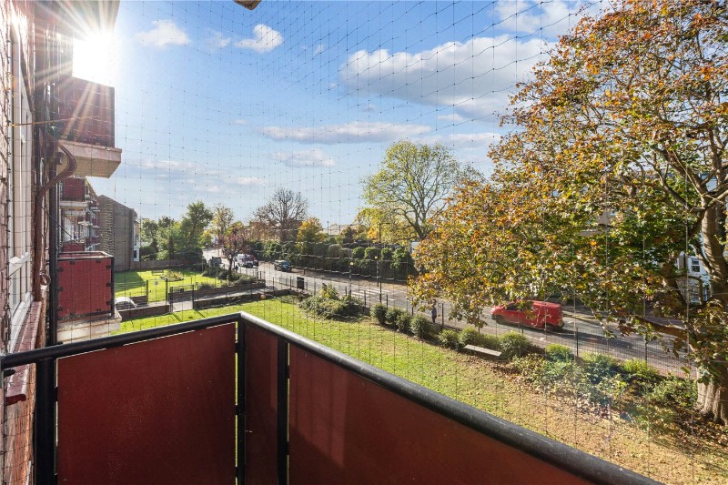 Albion Road, London, N16