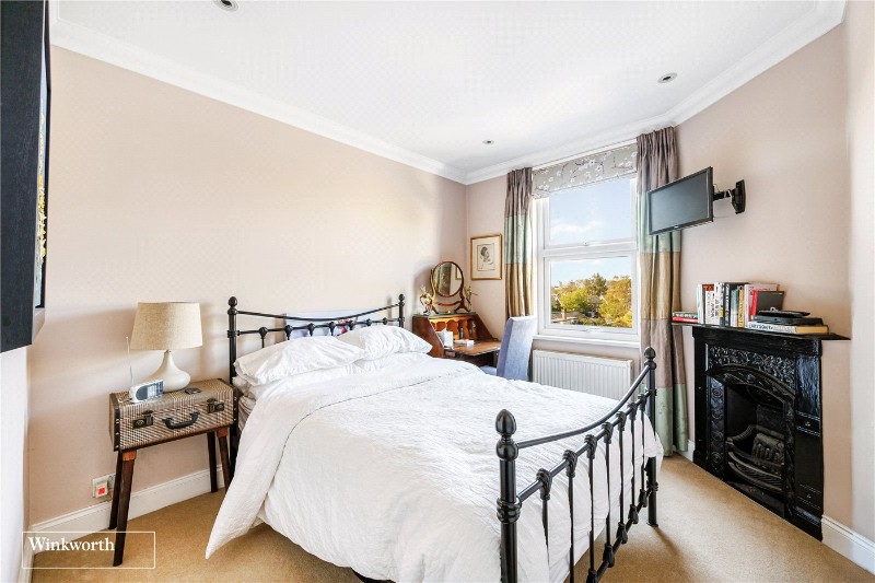 Chiswick High Road, London, W4