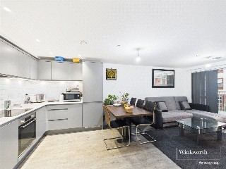 Silver Street, Reading, Berkshire, RG1