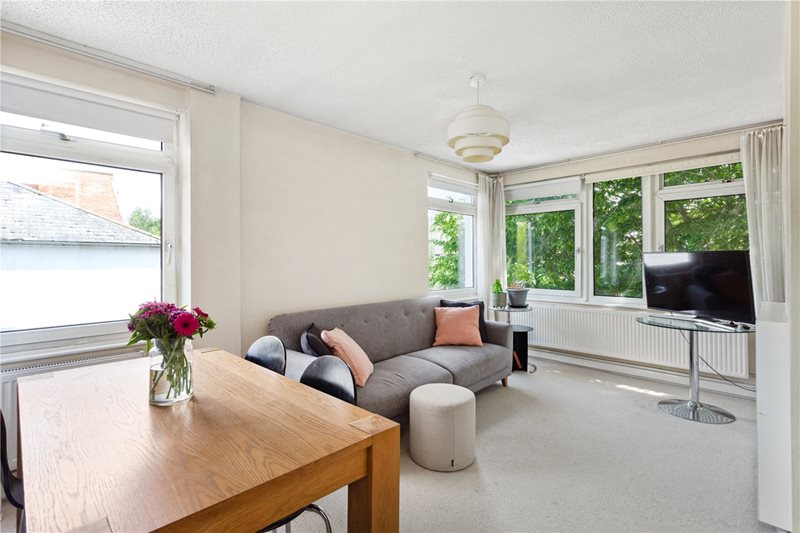 Nimrod Road, London, SW16
