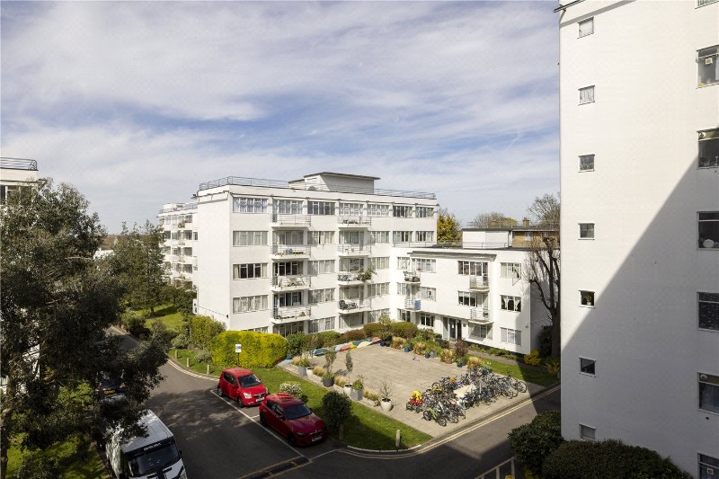 Streatham Hill, London, SW2