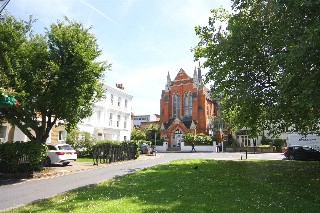 Little Green, Richmond, TW9