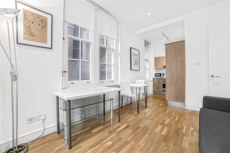 Carter Lane, London, EC4V
