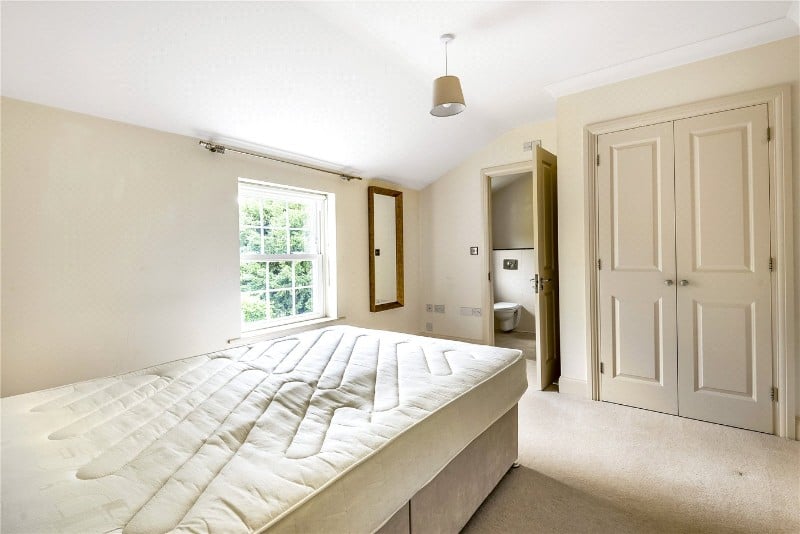 Donnington Elms, Oxford Road, Donnington, Newbury, RG14