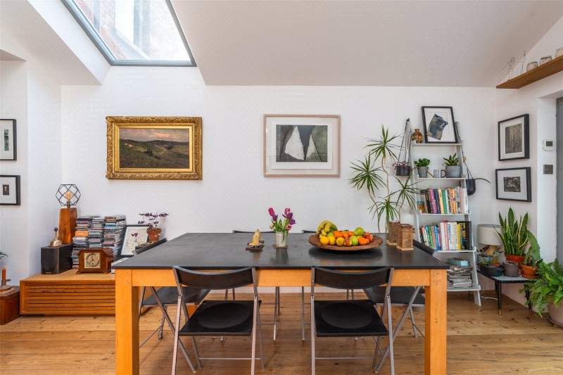 Crescent Road, Wimborne, Dorset, BH21