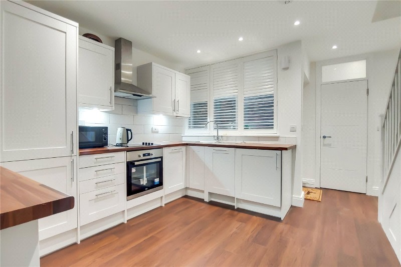 King Charles Walk, London, SW19