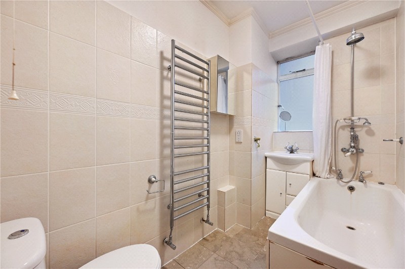Southampton Row, London, WC1B