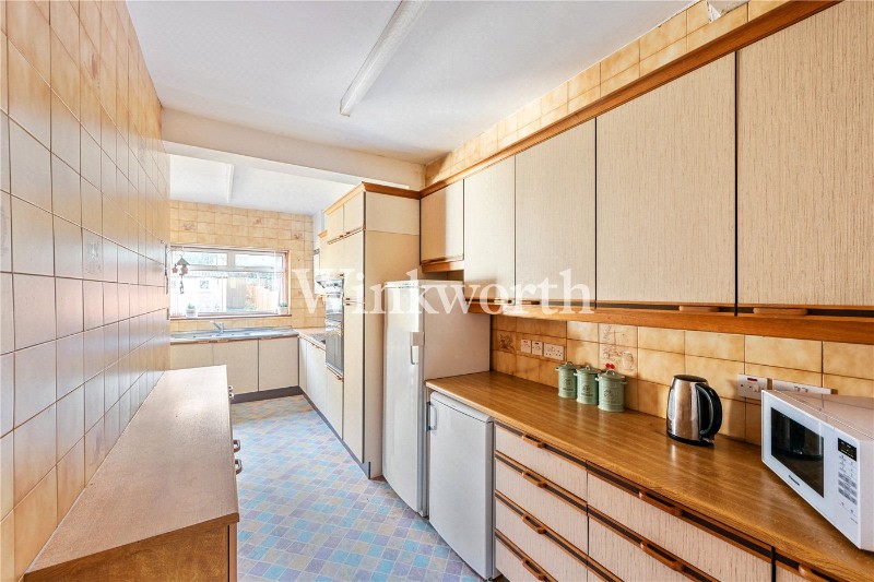 Princes Avenue, London, N13