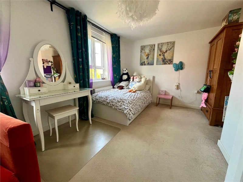 Fetlock Drive, Newbury, Berkshire, RG14