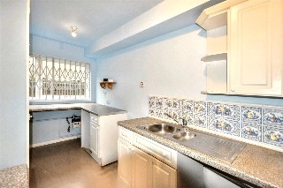 Kew Road, Richmond, TW9