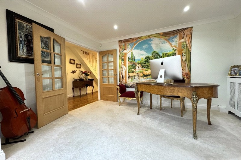 Howards Thicket, Gerrards Cross, SL9