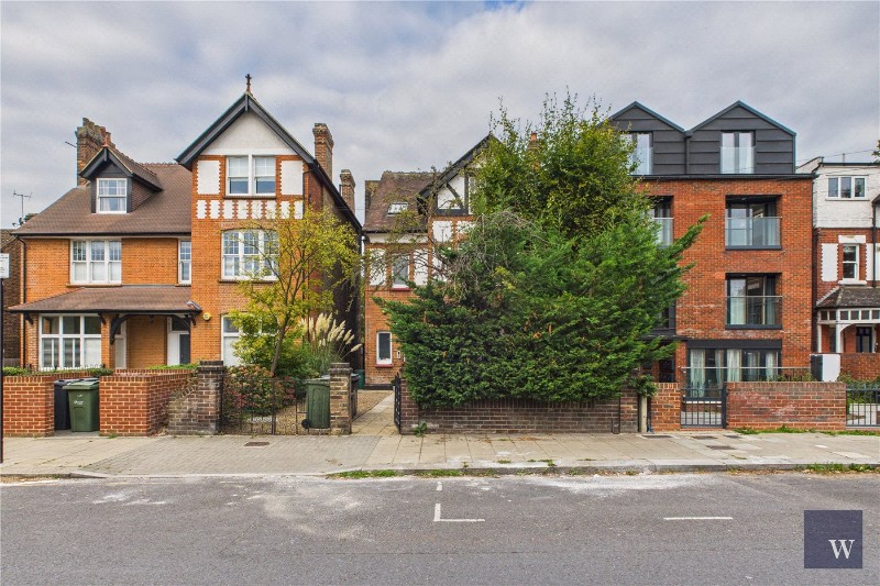 Conyers Road, London, SW16