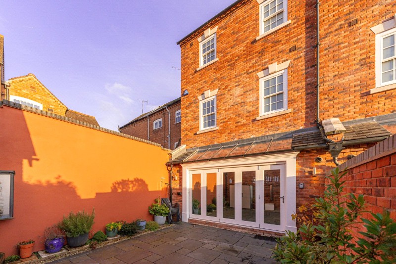 Westgate Place, West Street, Warwick, CV34 6XY, CV34