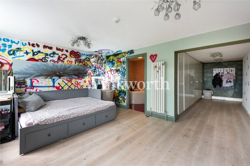 Old Park Road, London, N13