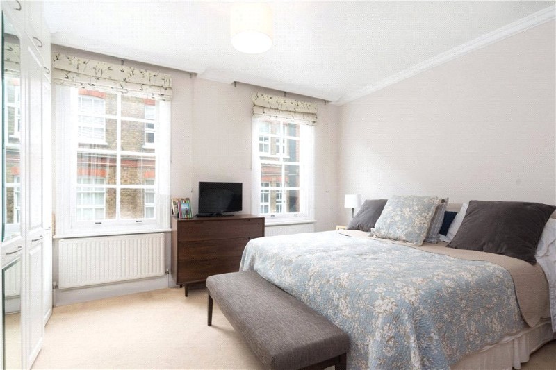 Charles Lane, London, NW8