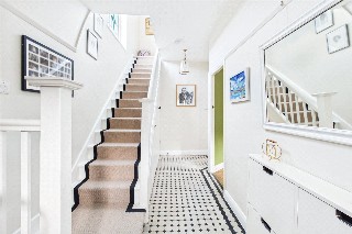 Cricklade Avenue, London, SW2
