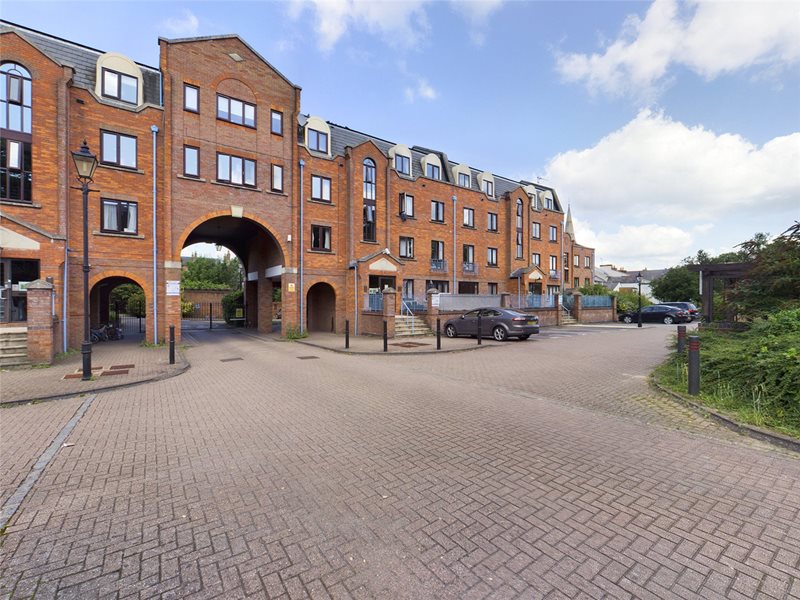 Greys Court, Sidmouth Street, Reading, Berkshire, RG1