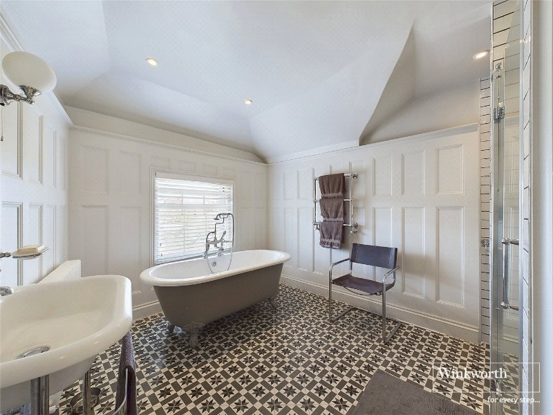 Watlington Street, Reading, Berkshire, RG1