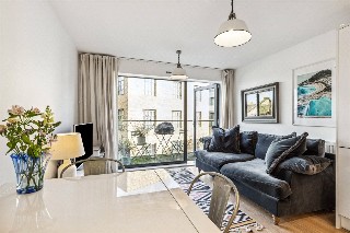 Macaulay Road, London, SW4