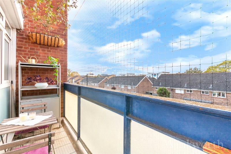 Glengall Road, London, SE15