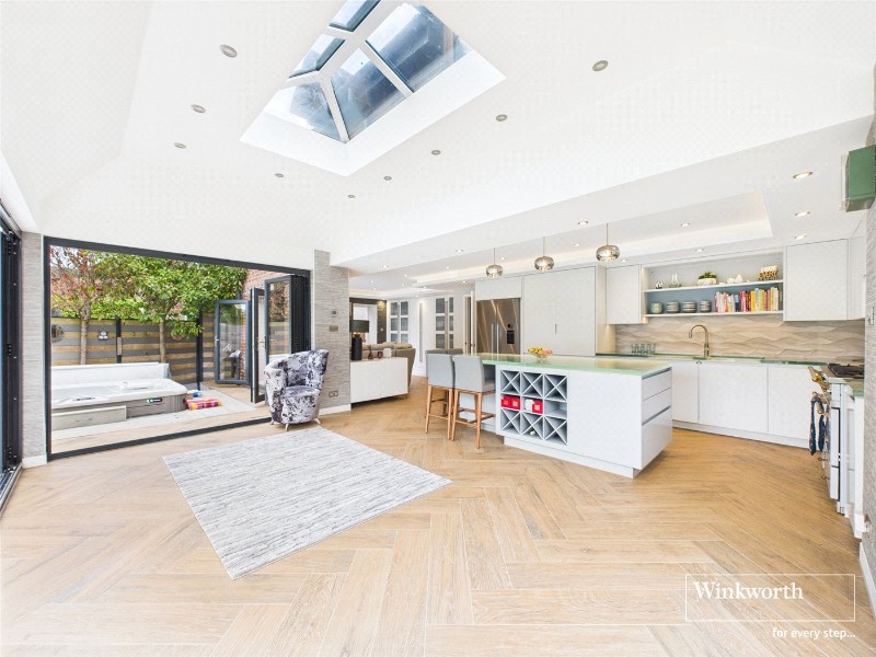 Dewe Lane, Burghfield, Reading, Berkshire, RG30