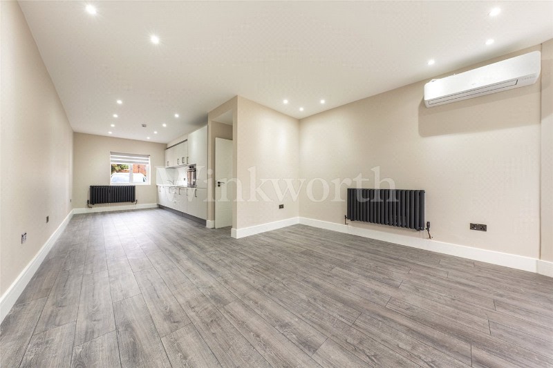 Finchley Road, London, NW11