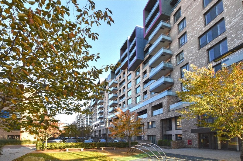 Peartree Way, London, SE10