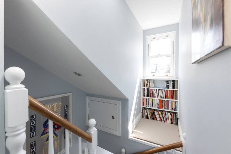 Sutton Lane North, London, W4