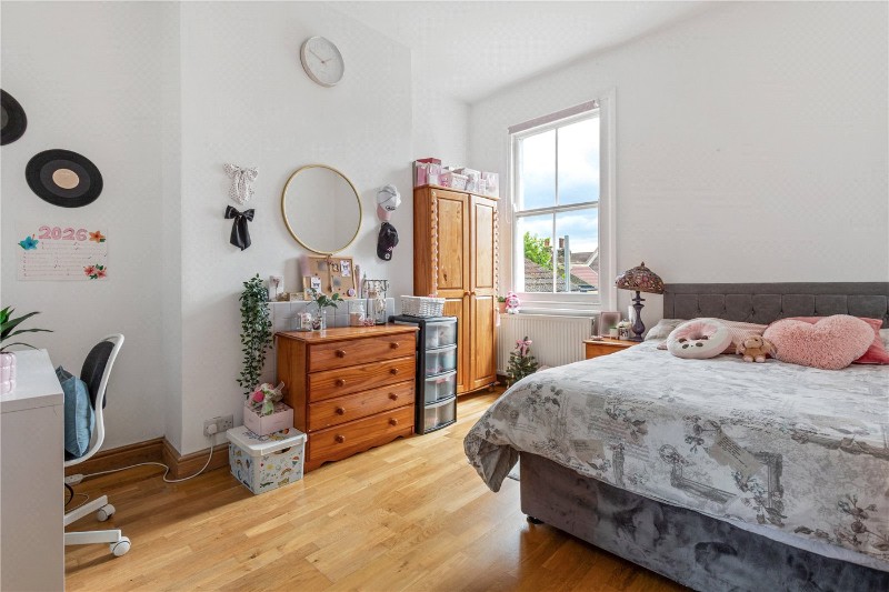 Mildenhall Road, London, E5
