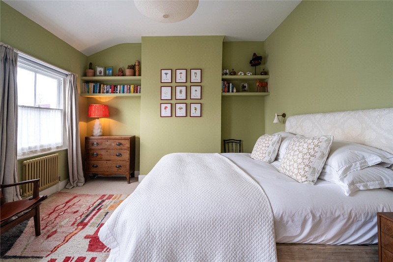 Milkwood Road, London, SE24