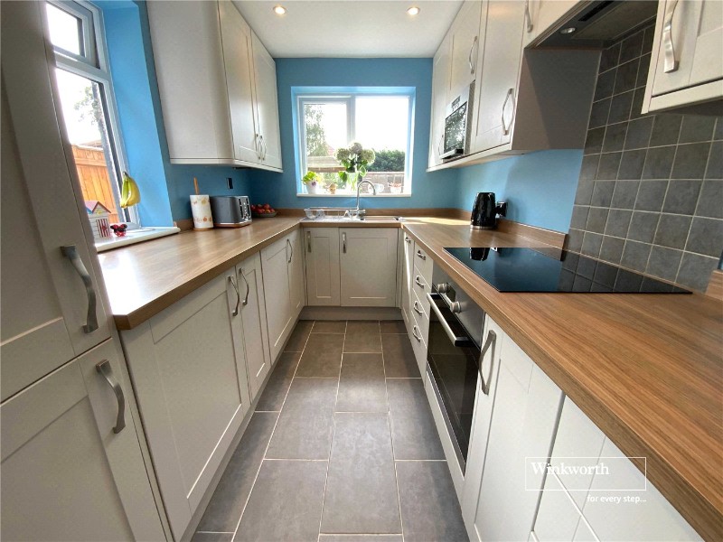 Riverlea Road, Christchurch, Dorset, BH23