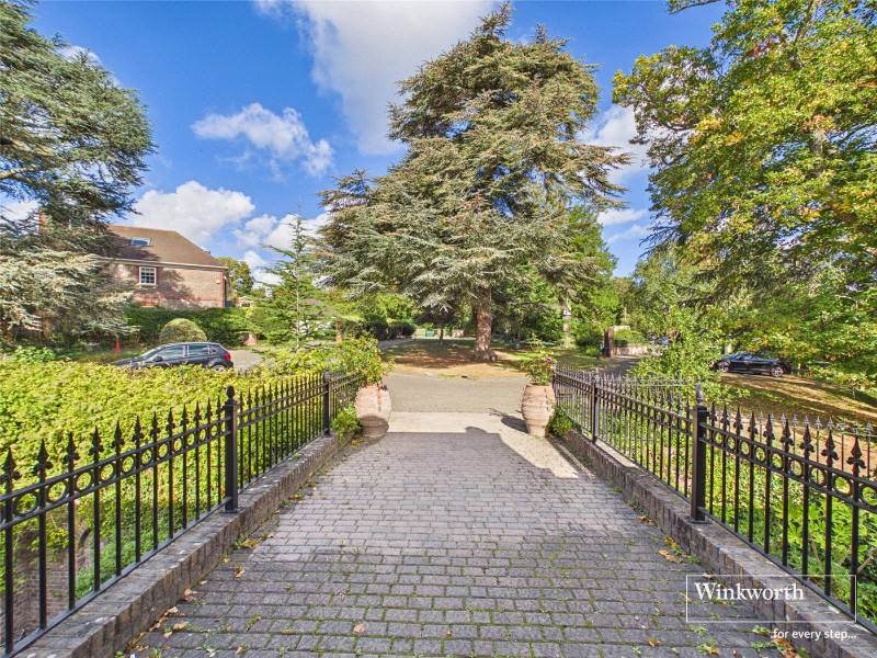 Treetops, The Mount, Caversham, Reading, Berkshire, RG4