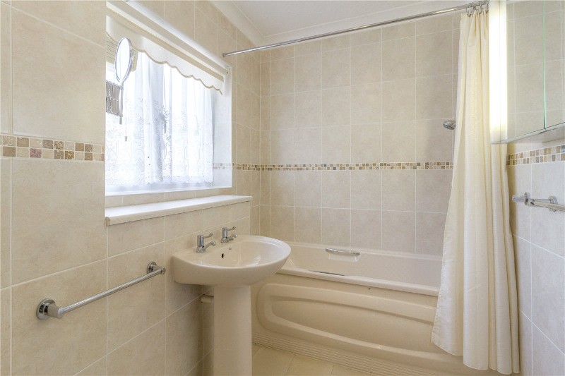 Lime Farm Way, Great Houghton, Northamptonshire, NN4