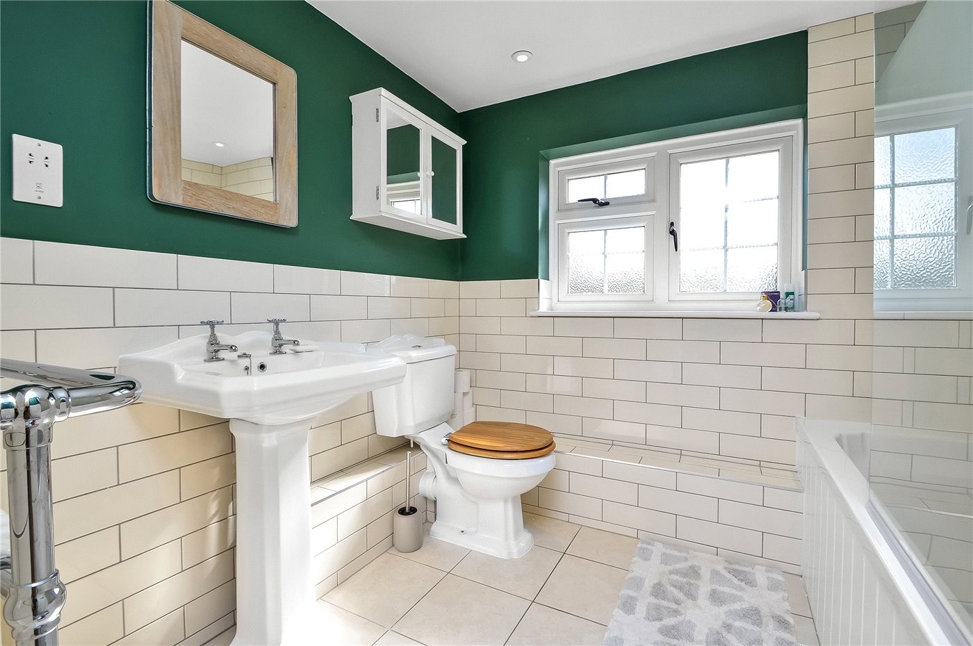 5 bedroom property for sale in Winchester Road, Upham, Southampton