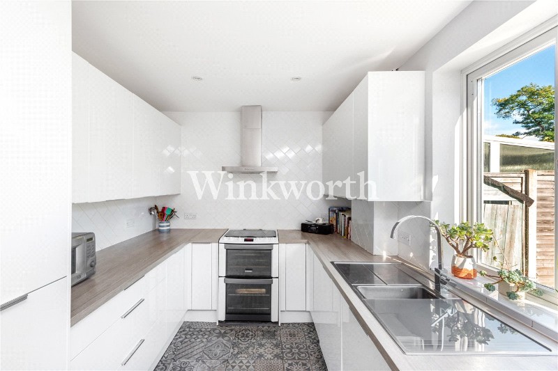 Maurice Avenue, London, N22