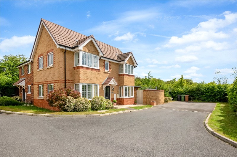 Hawthorn Close, Honeybourne, Evesham, Worcestershire, WR11