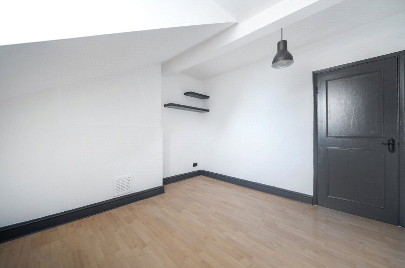 Rockmount Road, London, SE19