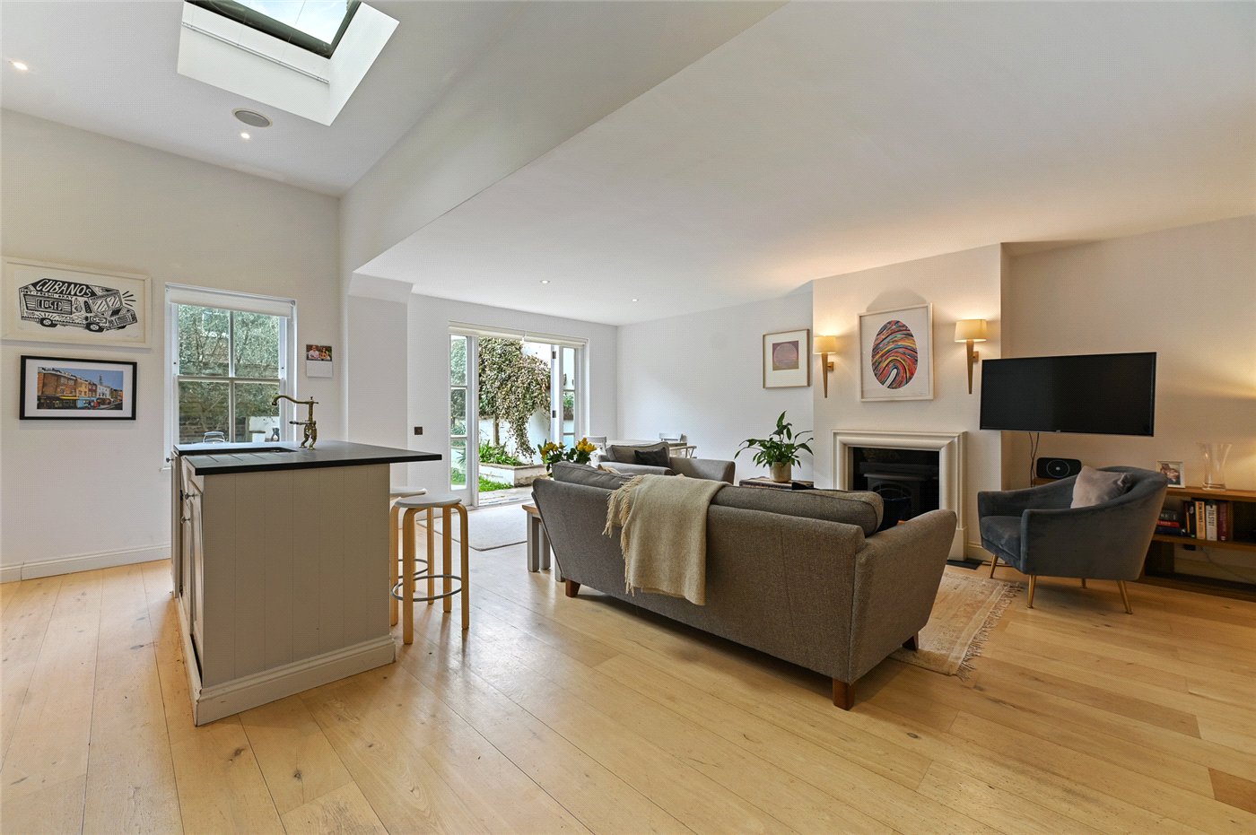 Poplar Grove, London, W6