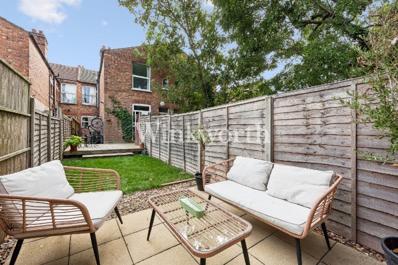 Lansdowne Road, London, N17